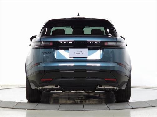 2026 Land Rover Range Rover Velar P400 Autobiography