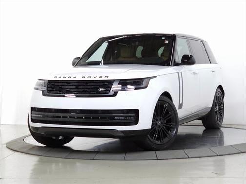2025 Land Rover Range Rover P400 SE 7 Seat