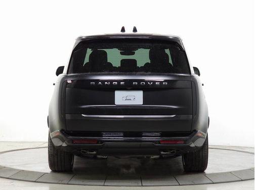 2025 Land Rover Range Rover P530 SE