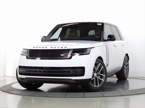 2025 Land Rover Range Rover P550e SE