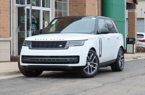 2025 Land Rover Range Rover P550e SE