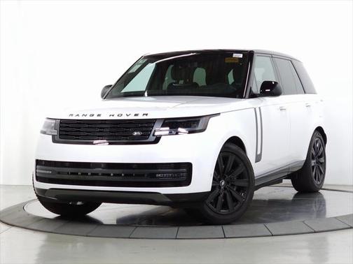 2025 Land Rover Range Rover P550e SE