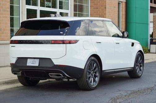 2025 Land Rover Range Rover Sport SE