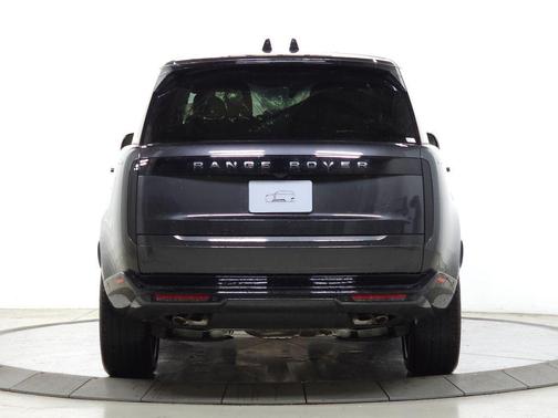 Carpathian Grey Premium Metallic 2026 Land Rover Range Rover P530 SE 7 Seat