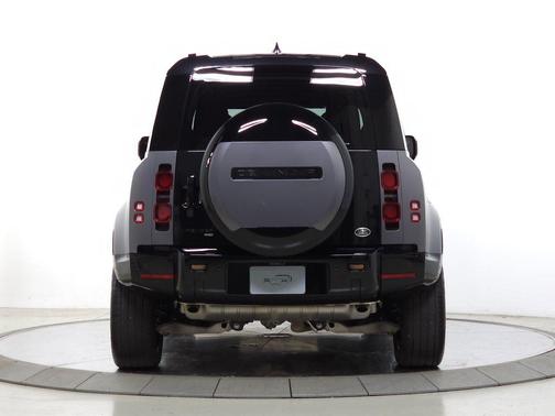 Carpathian Grey Premium Metallic 2023 Land Rover Defender 110 X-Dynamic SE