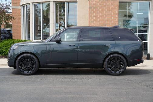 Belgravia Green Metallic 2026 Land Rover Range Rover P400 SE 7 Seat