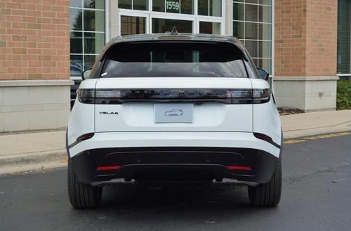 2026 Land Rover Range Rover Velar P250 SE R-Dynamic