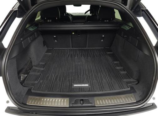 Fuji White 2026 Land Rover Range Rover Velar P250 SE R-Dynamic