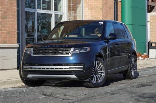 2026 Land Rover Range Rover P530 SE 7 Seat