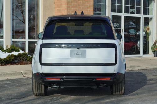 2025 Land Rover Range Rover P400 SE