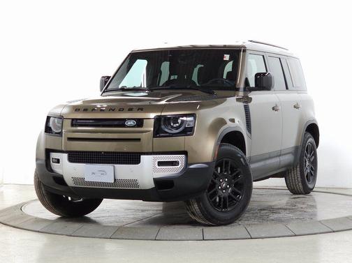 Gondwana Stone Metallic 2025 Land Rover Defender 110 P300