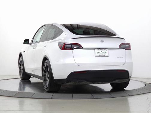 2023 Tesla Model Y Performance Dual Motor All-Wheel Drive