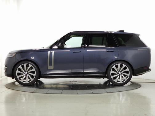 2025 Land Rover Range Rover P530 SE