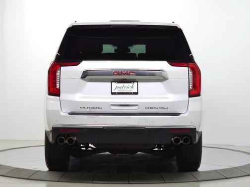 White Frost Tricoat 2024 GMC Yukon Denali