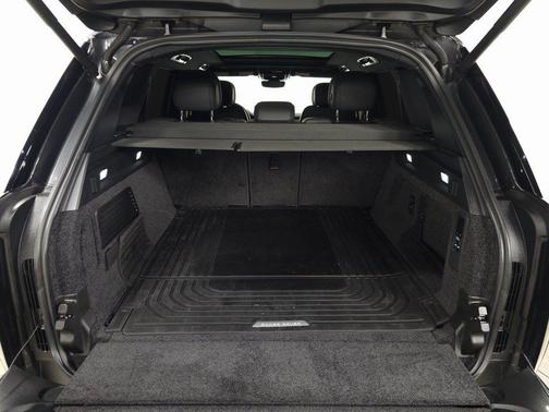 Gray 2025 Land Rover Range Rover P400 SE