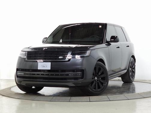 2025 Land Rover Range Rover P400 SE