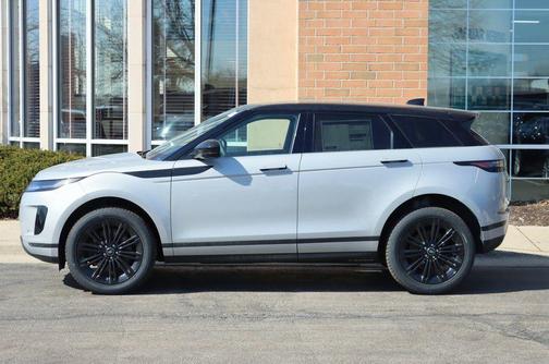 Seoul Pearl Silver Metallic 2026 Land Rover Range Rover Evoque Core S