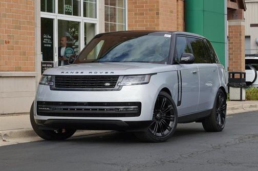 2025 Land Rover Range Rover P400 SE 7 Seat
