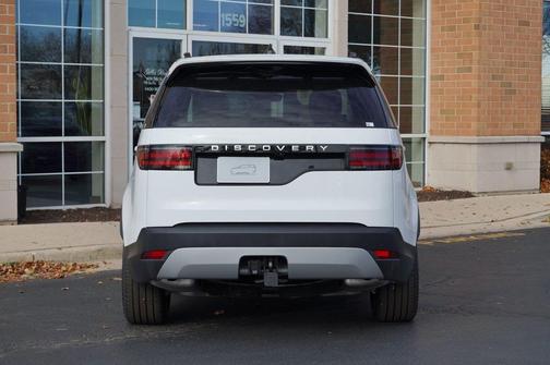 2025 Land Rover Discovery P300 S