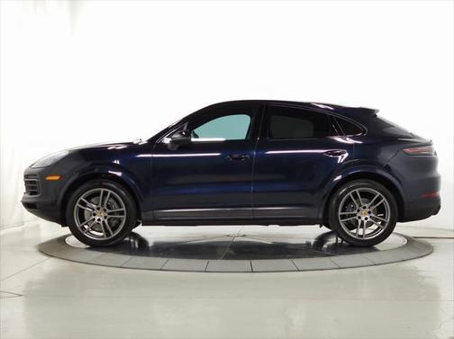 2022 Porsche Cayenne Platinum Edition