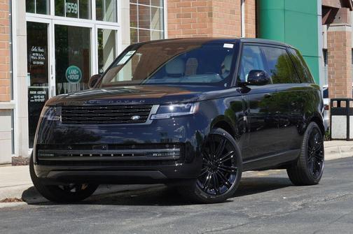 Santorini Black Metallic 2026 Land Rover Range Rover P400 SE 7 Seat