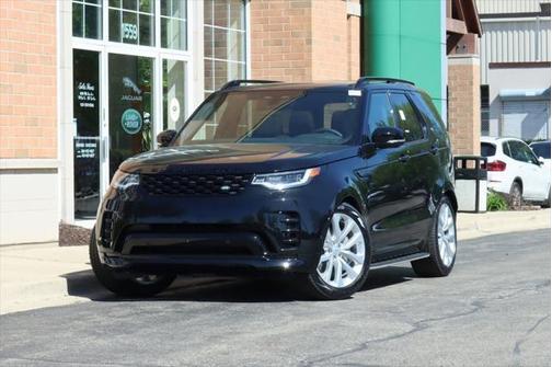 2024 Land Rover Discovery P300 Dynamic SE