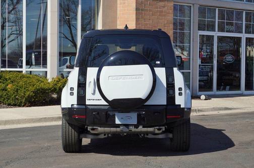 Fuji White 2026 Land Rover Defender P400 X-Dynamic SE