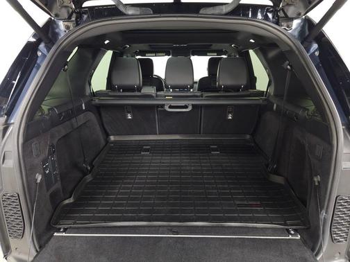 Byron Blue Metallic 2023 Land Rover Discovery P360 S R-Dynamic