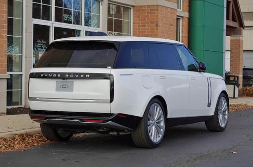 2025 Land Rover Range Rover P530 Autobiography