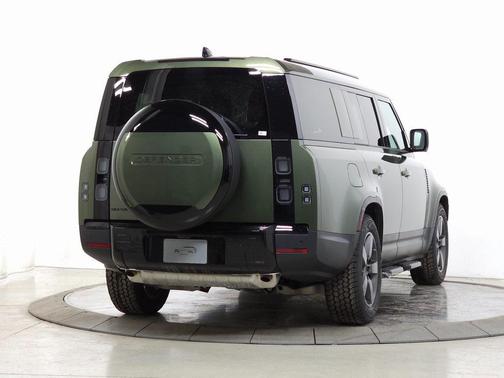 2026 Land Rover Defender P300 S