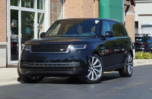 2025 Land Rover Range Rover P530 SE 7 Seat