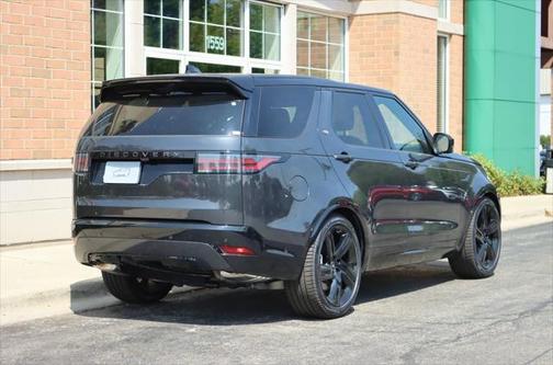 2024 Land Rover Discovery P360 Dynamic SE