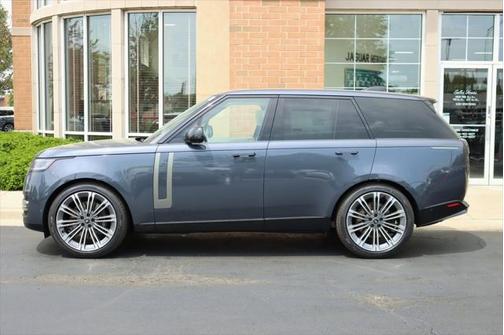2025 Land Rover Range Rover P530 SE