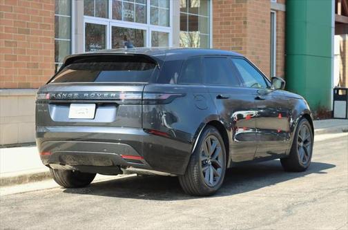 2026 Land Rover Range Rover Velar P250 SE R-Dynamic