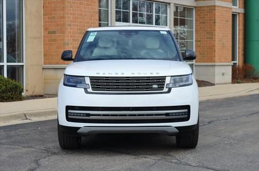 2025 Land Rover Range Rover P530 SE 7 Seat