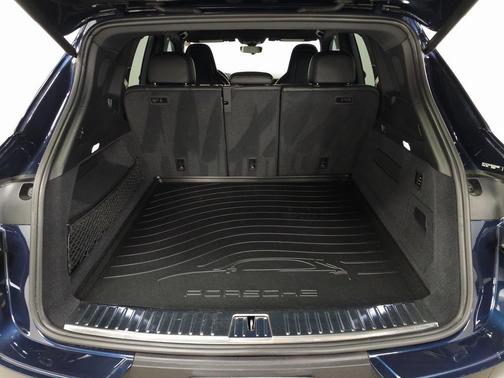2024 Porsche Cayenne S