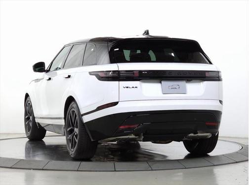 2026 Land Rover Range Rover Velar P250 SE R-Dynamic