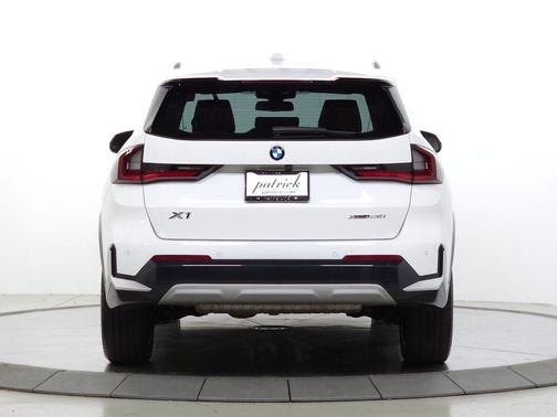 Alpine White 2023 BMW X1 xDrive28i