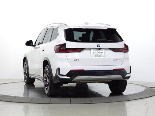 Alpine White 2023 BMW X1 xDrive28i