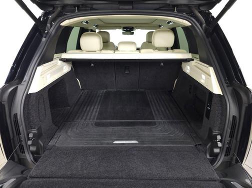 Gray 2024 Land Rover Range Rover P530 SE