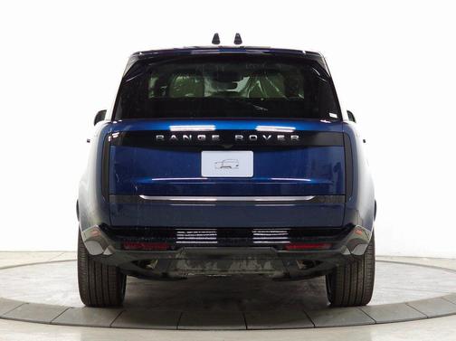 Petrolix Blue SV Bespoke Ultra Metallic Gloss 2026 Land Rover Range Rover P400 SE 7 Seat