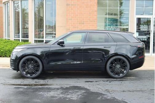 2026 Land Rover Range Rover Velar P250 SE R-Dynamic