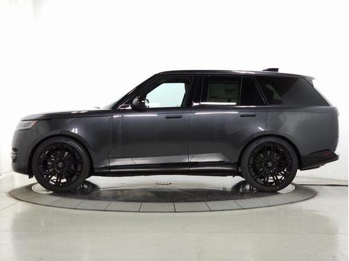 2025 Land Rover Range Rover P530 SE