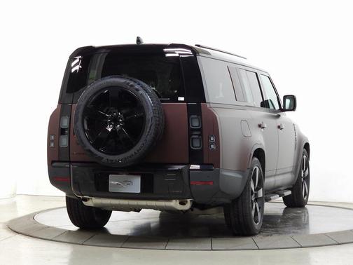 2026 Land Rover Defender P300 S