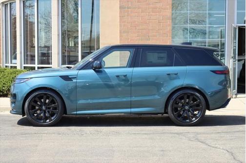2025 Land Rover Range Rover Sport SE