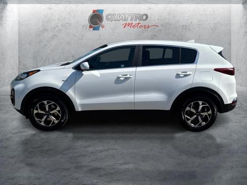 Clear White 2021 Kia Sportage LX