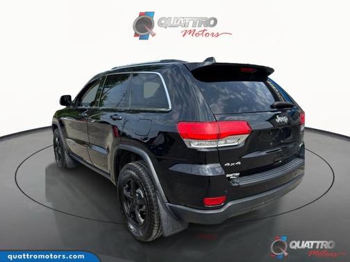 2017 Jeep Grand Cherokee Laredo