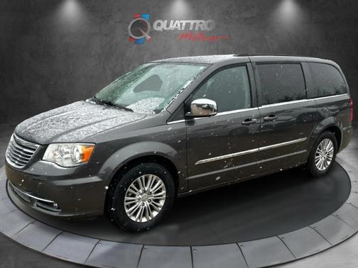 2015 Chrysler Town & Country Touring-L
