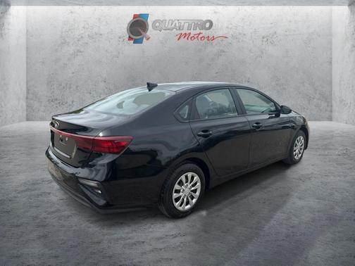 Aurora Black Pearl 2020 Kia Forte FE