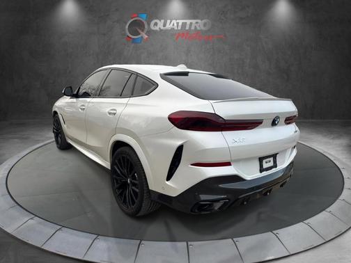 2022 BMW X6 xDrive40i